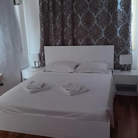 Anthorina 20 * Protarász