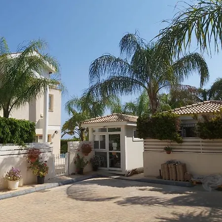 Anthorina 20 וילה פרוטאראס