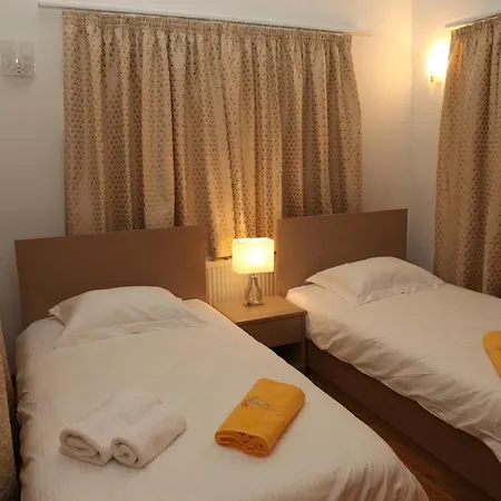 Anthorina 20 * Protaras